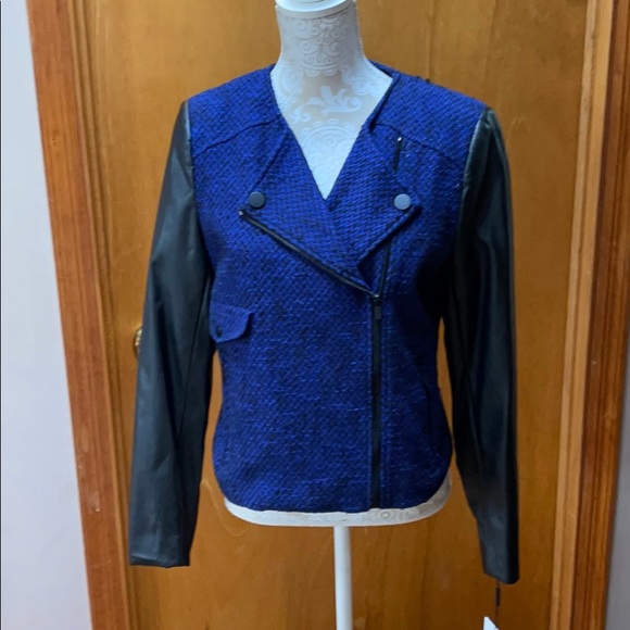 Calvin Klein Jackets & Blazers - NWT!  Calvin Klein bomber jacket. Size M